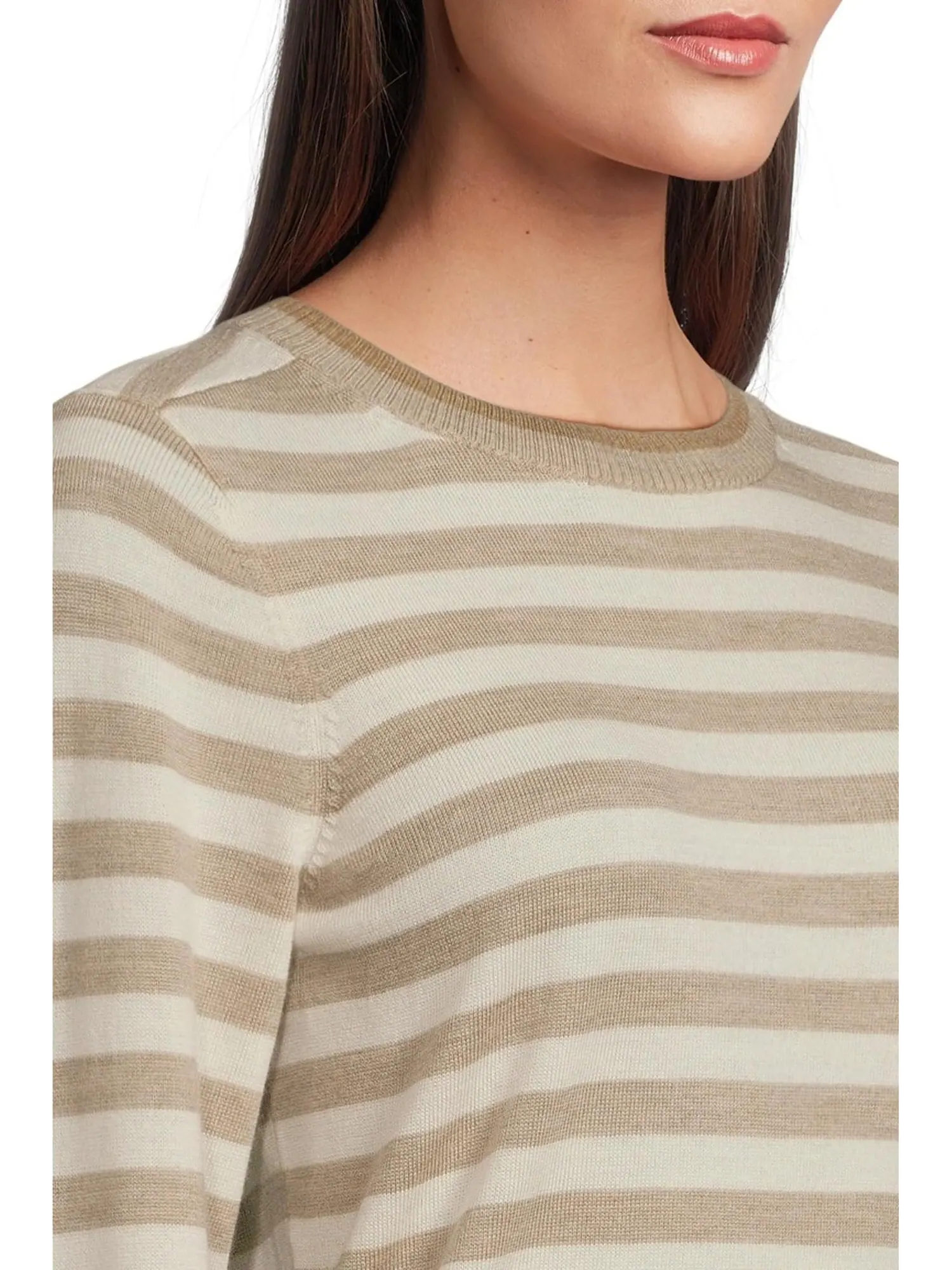 Свитер L.L.Bean Women's Essential Merino Wool Crewneck Sweater — изображение 4 из 5, овсяный