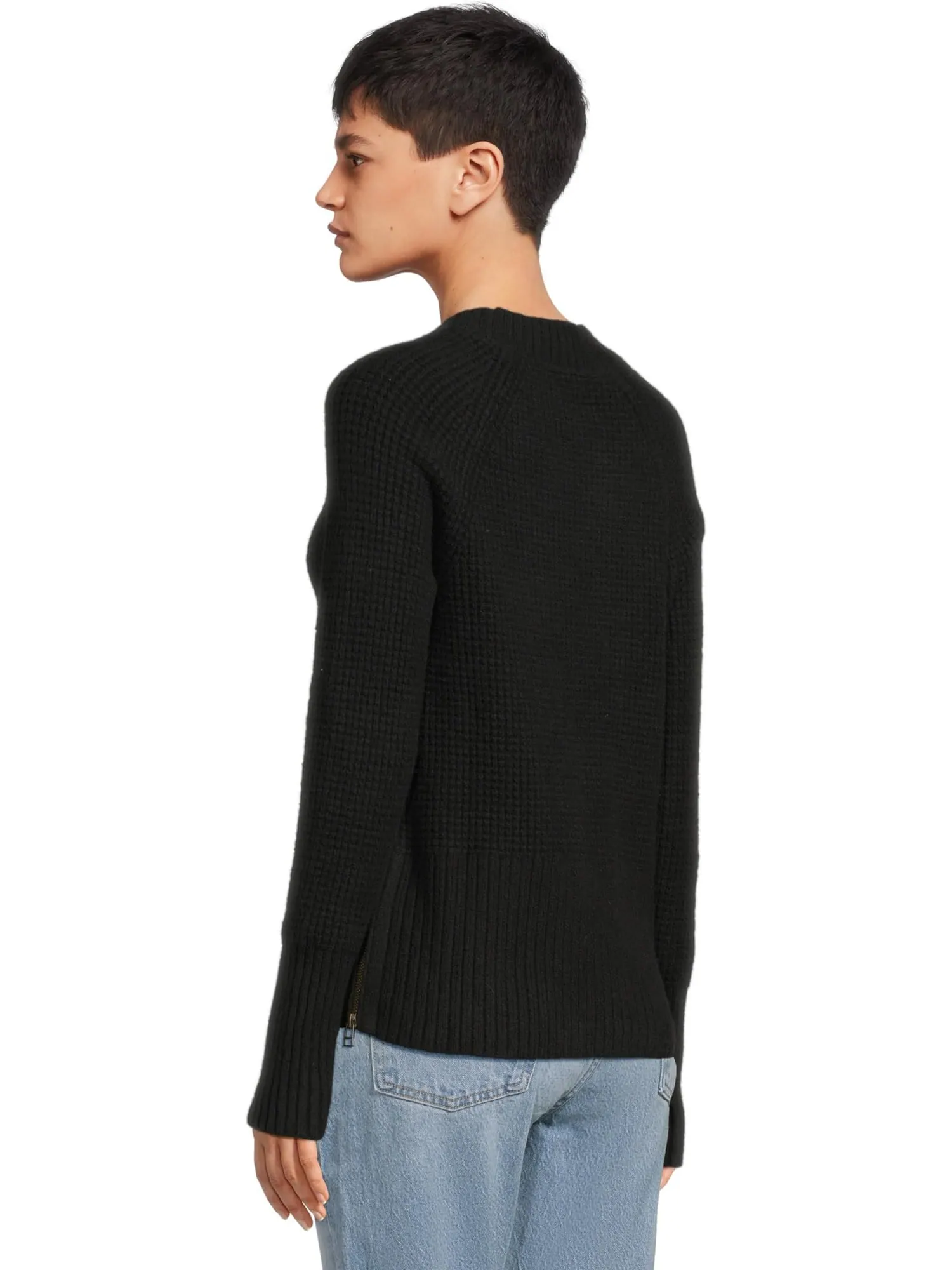 Свитер L.L.Bean Women's Supersoft Waffle Sweater Crewneck — изображение 3 из 5, черный