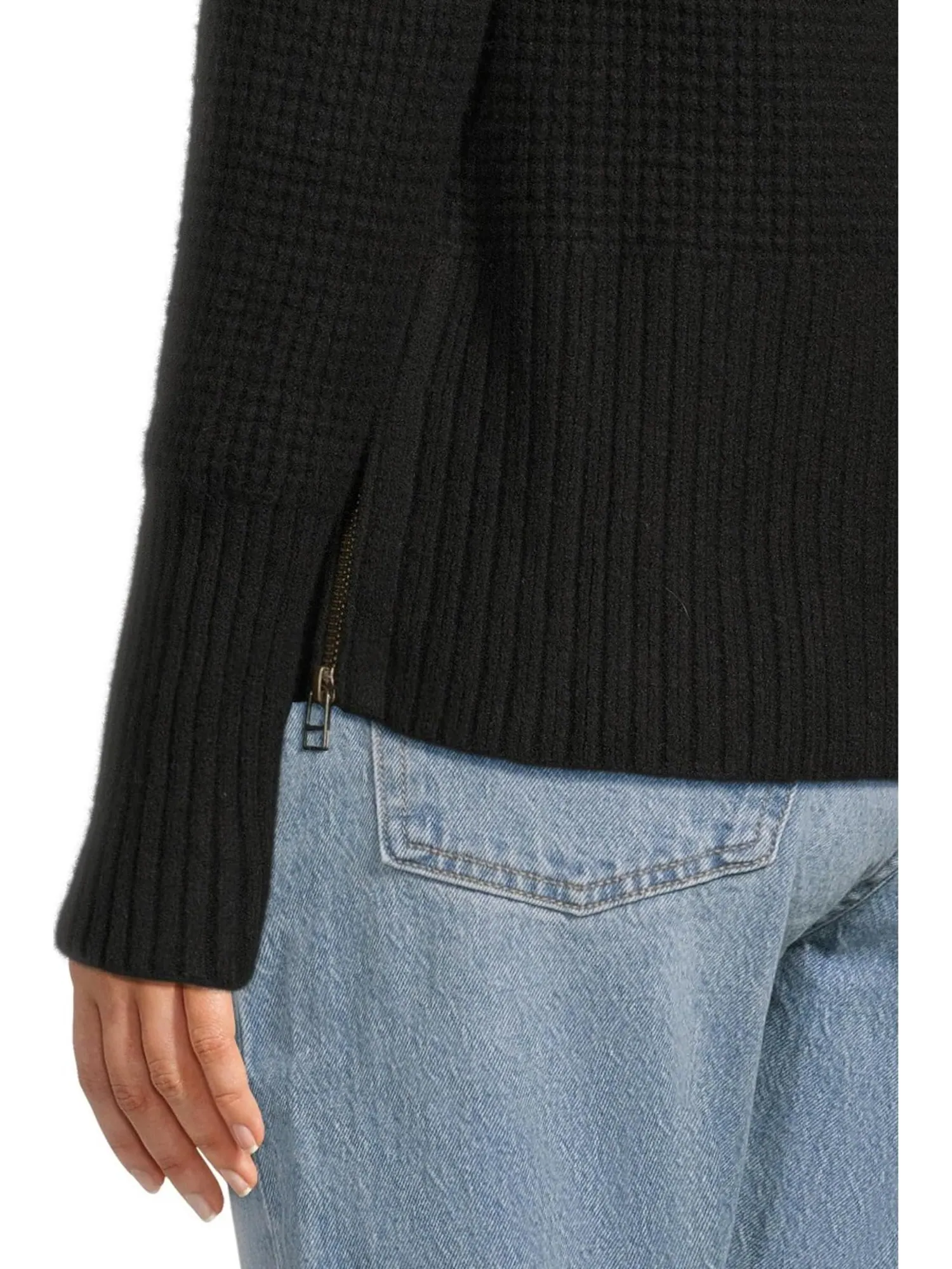 Свитер L.L.Bean Women's Supersoft Waffle Sweater Crewneck — изображение 4 из 5, черный