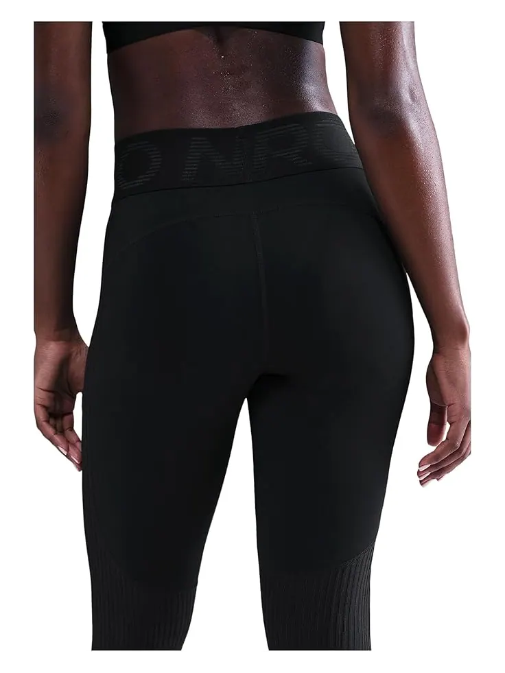 Женские леггинсы Nike Pro Dri-Fit Warm Sculpt High-Rise Grid Graphic — изображение 3 из 3, черный/белый