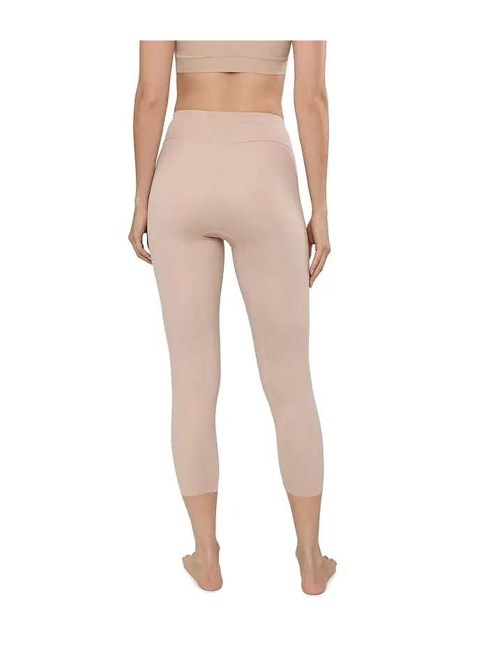 Леггинсы формирующие Miraclesuit Shapewear Miracle Shaping Legging — изображение 3 из 4, бежевый