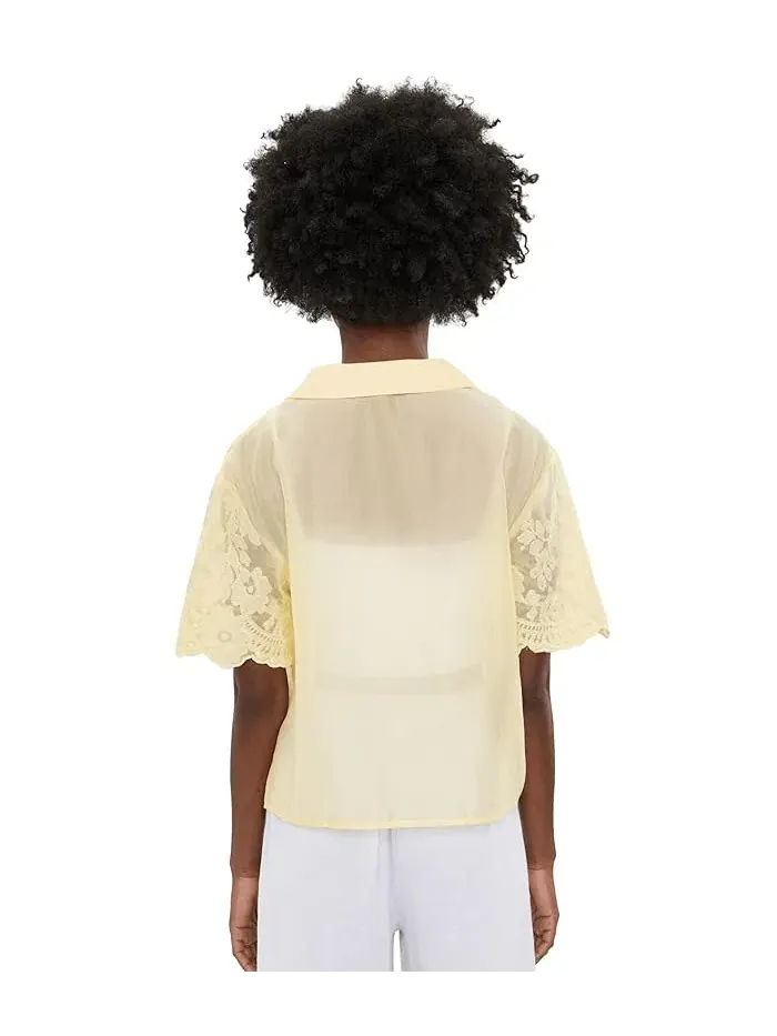 Рубашка с цветочной вышивкой Relaxed Collar Short Sleeve Button-Down Vince Camuto — изображение 4 из 5, коричневый