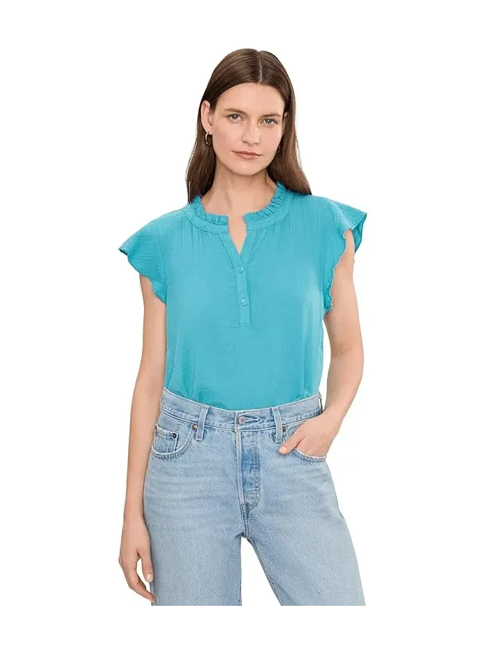 Рубашка-поло с рюшами Gauze Flutter Cap Sleeve Ruffle Neck Henley Mod-o-doc — изображение 1 из 5, голубой