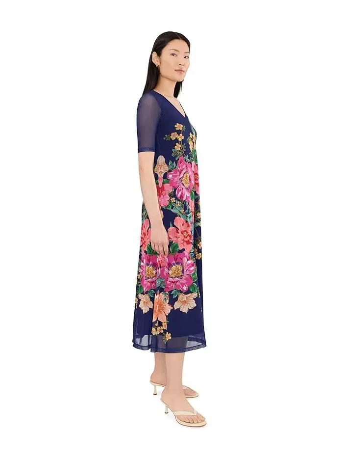 Платье миди с цветочным принтом Elbow Sleeve V-Neck Mesh Midi Dress Johnny Was — изображение 3 из 5, темно-синий