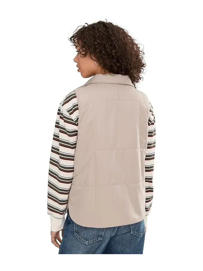 Пуховик жилетка Old Port Puffer L.L.Bean — изображение 4 из 5, песочный