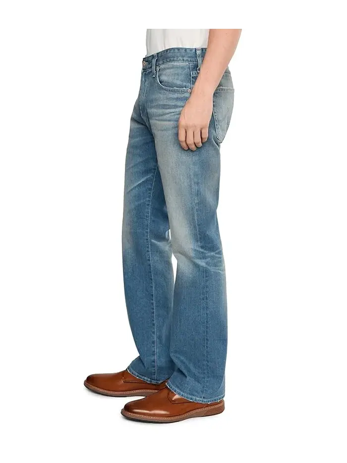 Джинсы клеш средняя посадка Clint Classic Bootcut AG Jeans — изображение 3 из 5, белый