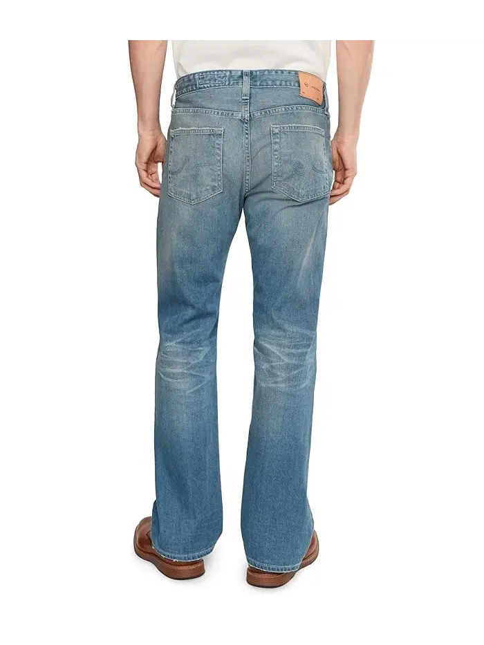 Джинсы клеш средняя посадка Clint Classic Bootcut AG Jeans — изображение 4 из 5, белый