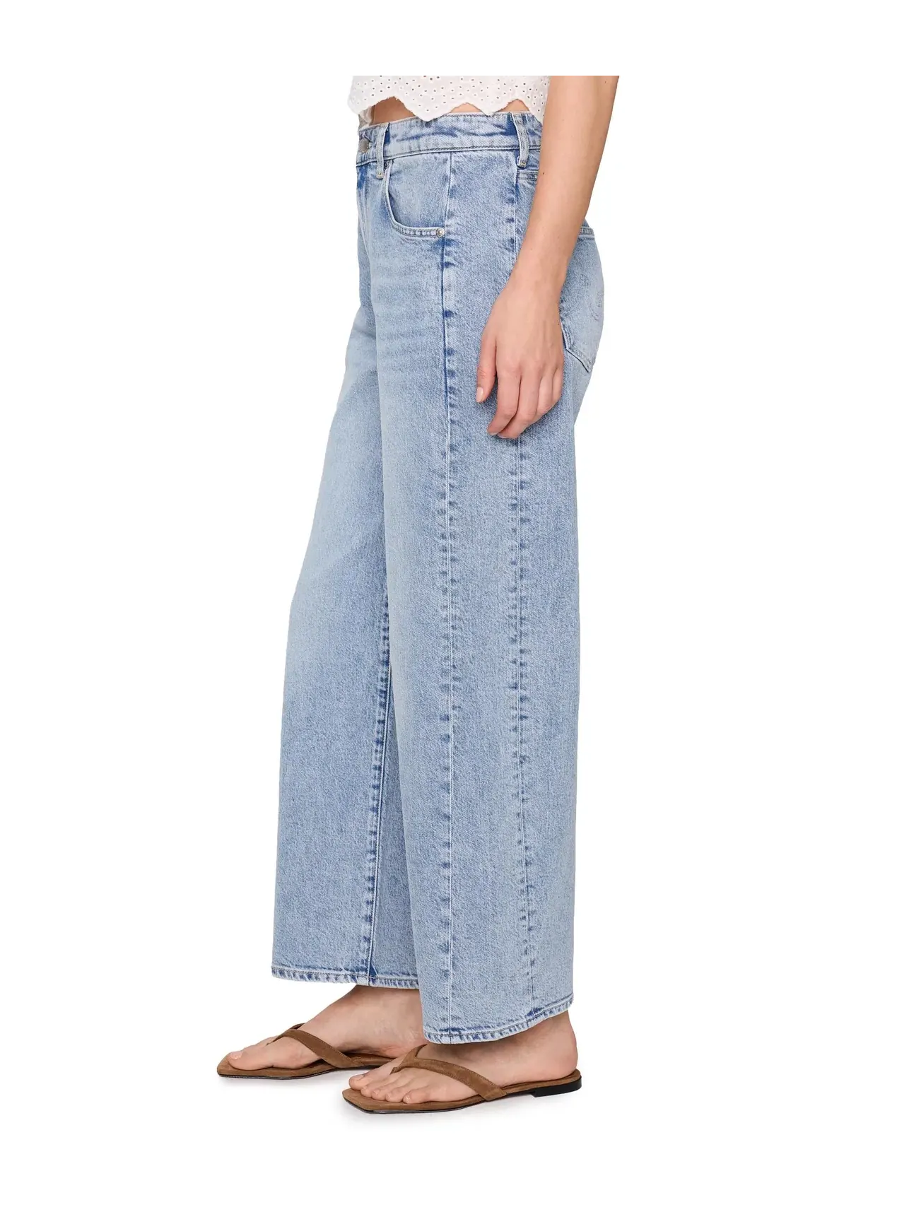 Джинсы Hattie High-Rise Barrel in Gold Country Ag Jeans — изображение 3 из 5, золотистый