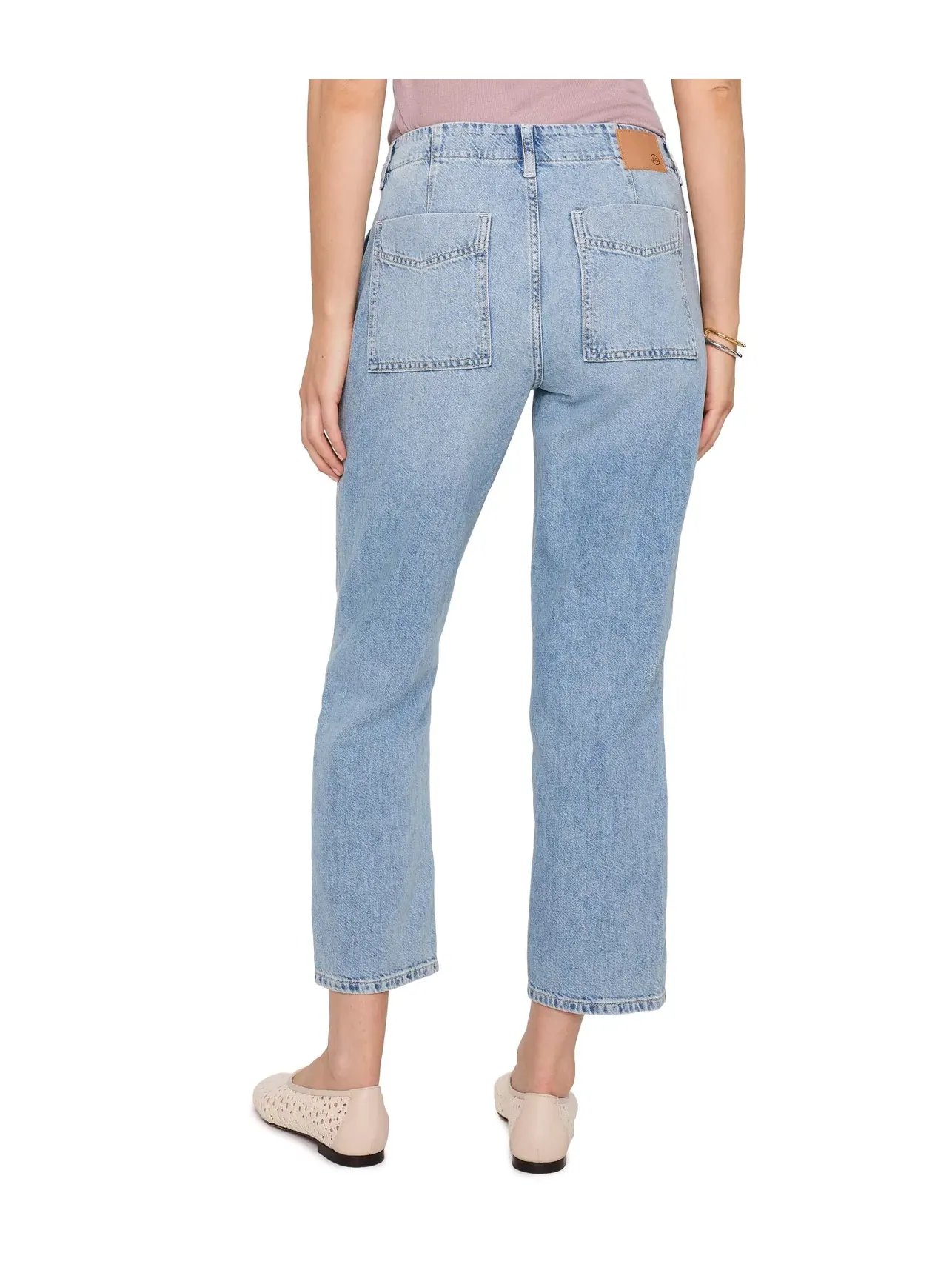 Брюки Analeigh Mid-Rise Utility Pants в цвете Wine Garden Ag Jeans — изображение 4 из 5, винный
