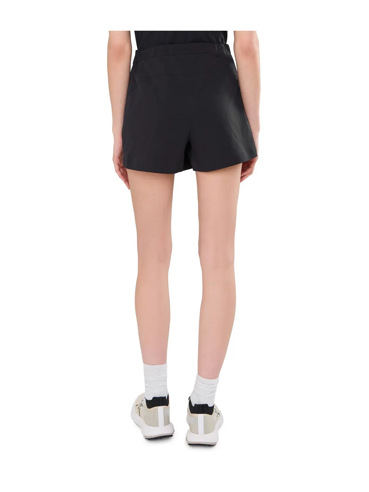 Юбка-шорты Sonii Superlight Skort 4" Arc'Teryx — изображение 4 из 5, черный