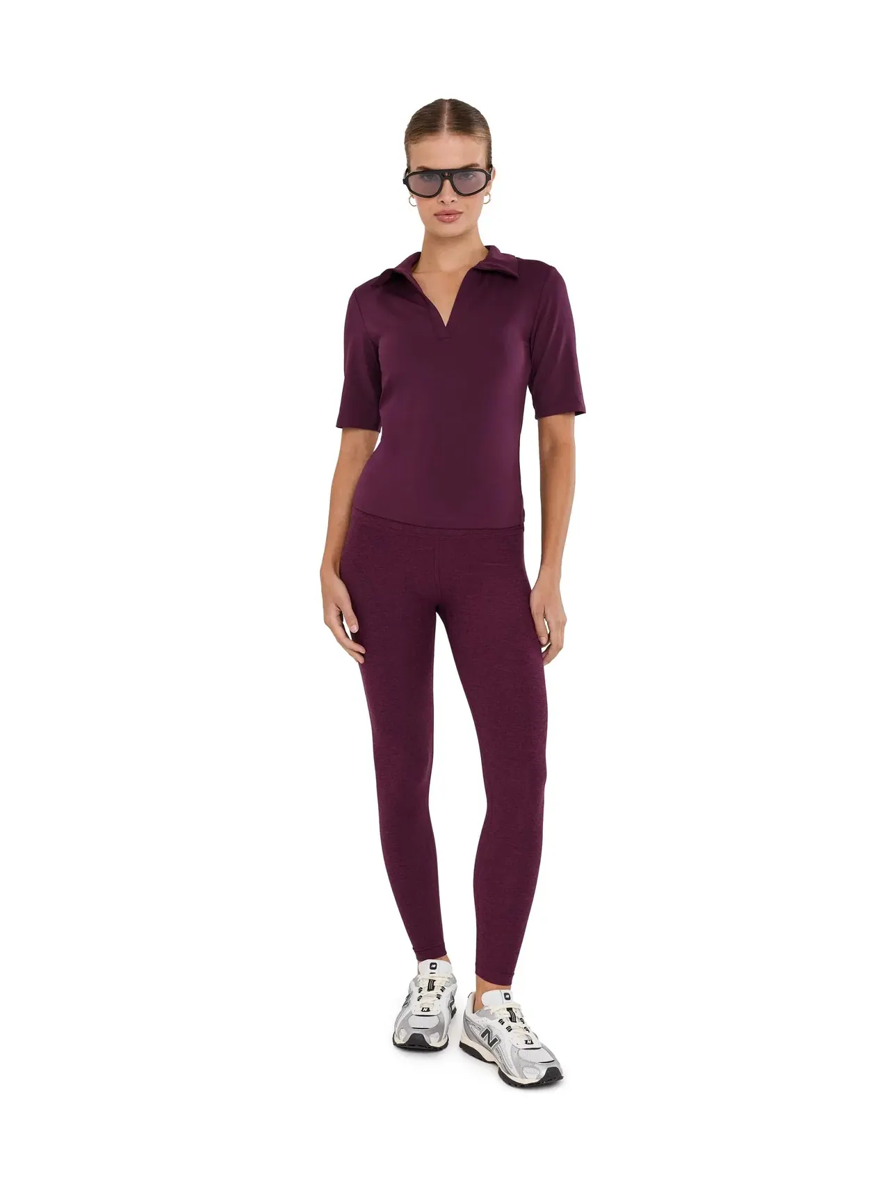 Поло спортивное с V-образным вырезом Sport Active V-Neck Polo Beyond Yoga — изображение 2 из 5, кабернет