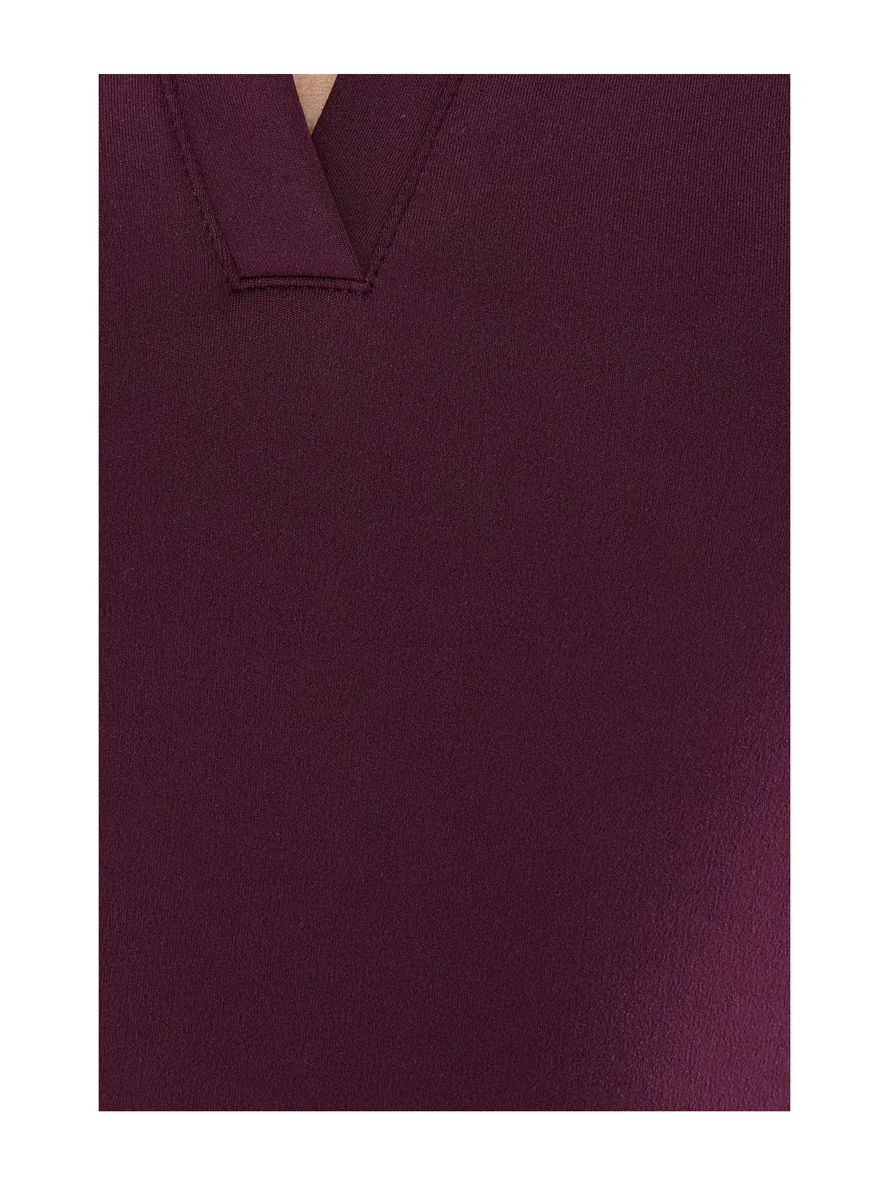 Поло спортивное с V-образным вырезом Sport Active V-Neck Polo Beyond Yoga — изображение 5 из 5, кабернет
