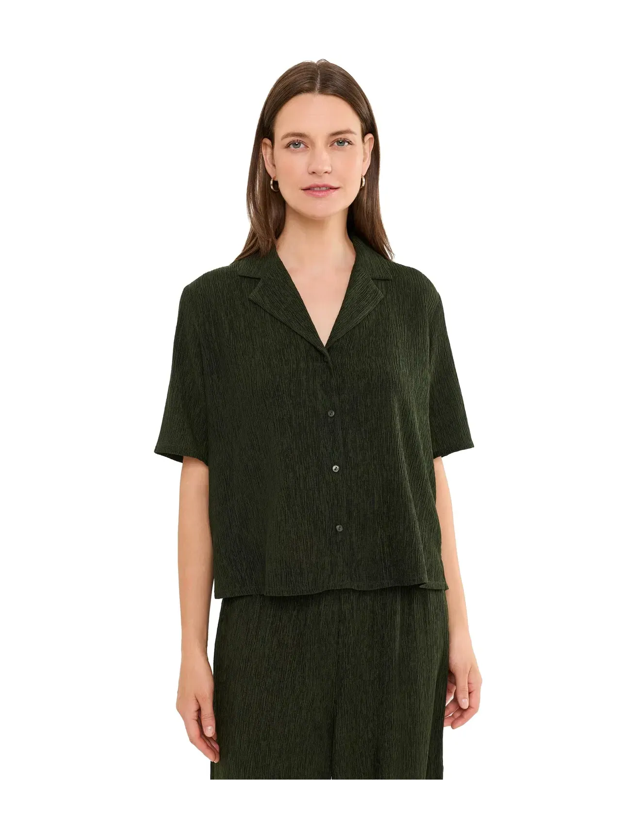 Рубашка с плиссированным воротником и лацканами Eileen Fisher — изображение 1 из 5, водорослевый