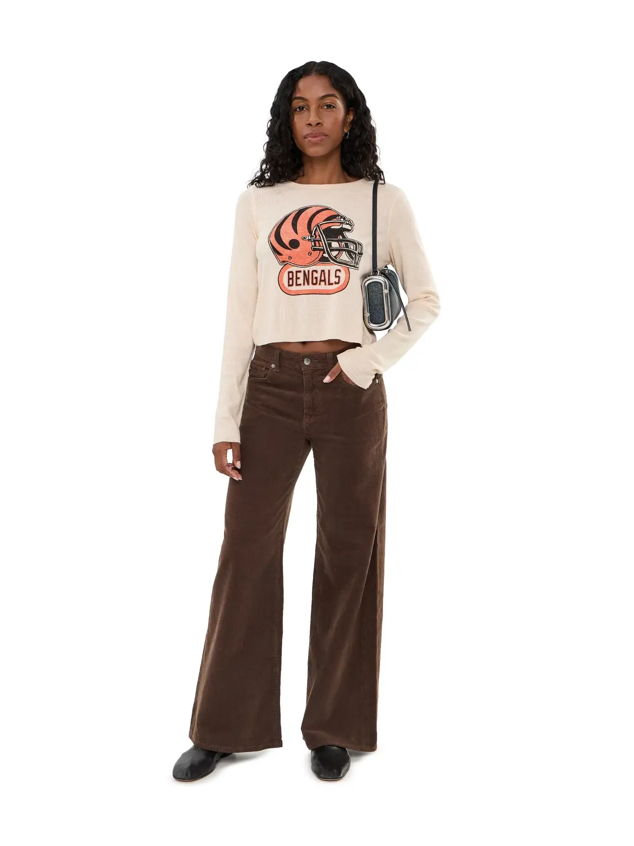 Термолонгслив с шлемом NFL Cincinnati Bengals Helmet Crop Thermal Junk Food Clothing — изображение 2 из 5, березовый