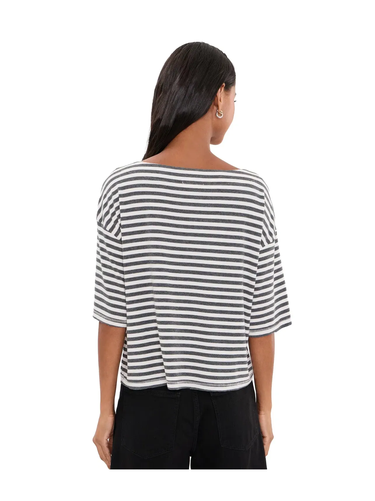 Топ-кроп в полоску с рукавом до локтя Elbow Sleeve Striped Crop Top Mod-O-Doc — изображение 4 из 5