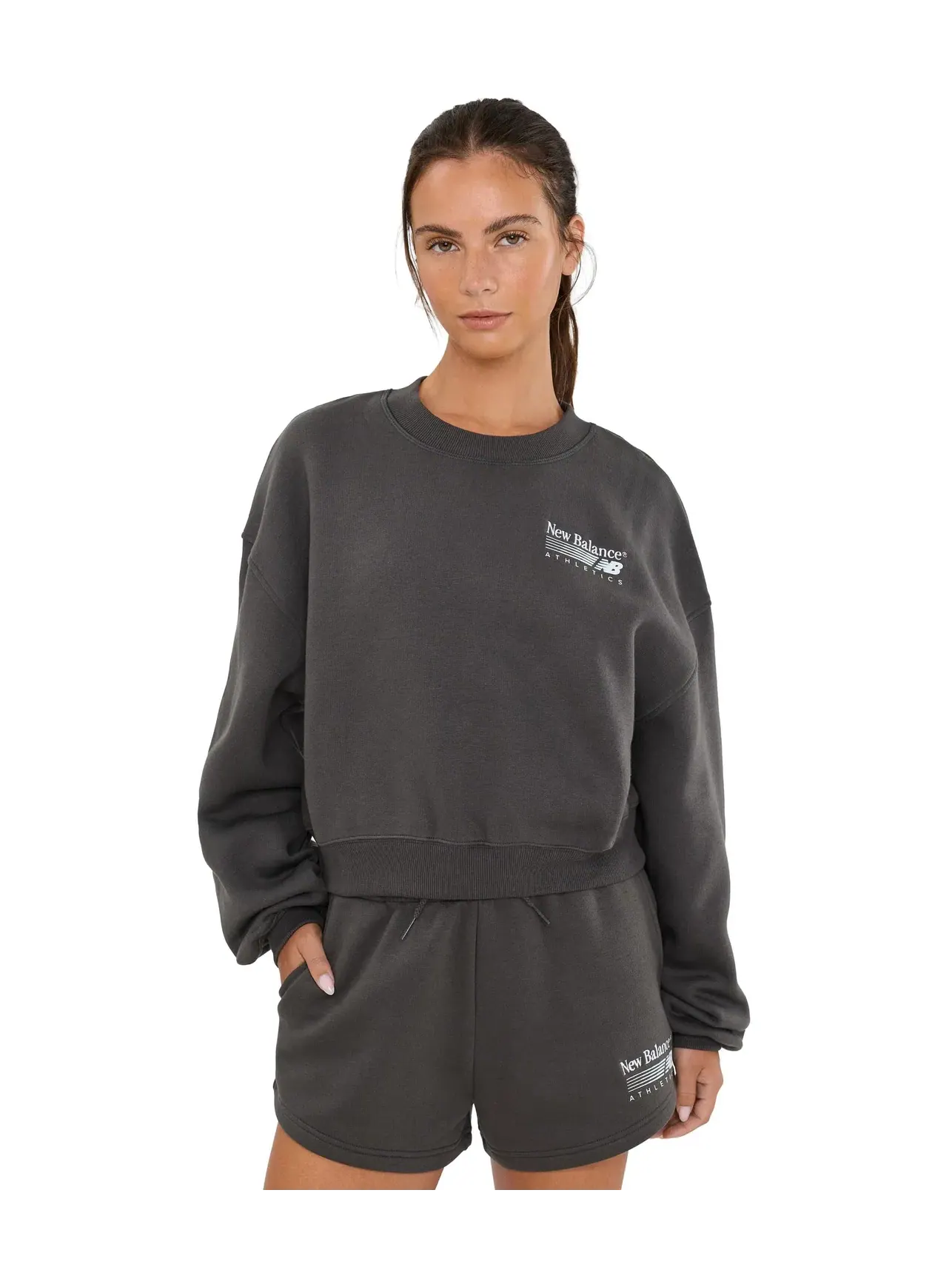 Толстовка Trackside Fleece Crew New Balance — изображение 1 из 5, черный