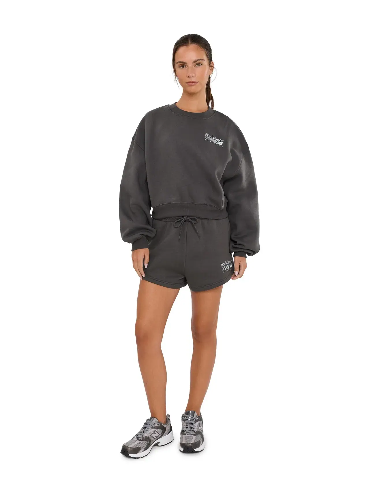 Толстовка Trackside Fleece Crew New Balance — изображение 2 из 5, черный