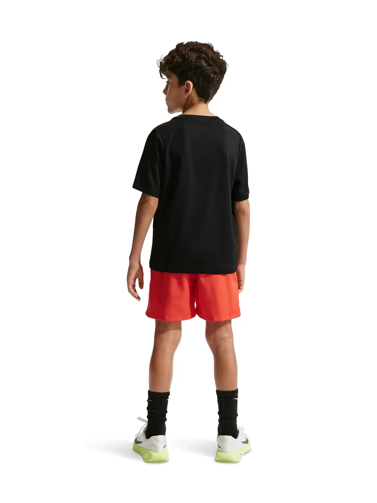 Футболка с коротким рукавом Multi Dri-FIT (для маленьких и больших детей) Nike Kids — изображение 2 из 5, черный/белый