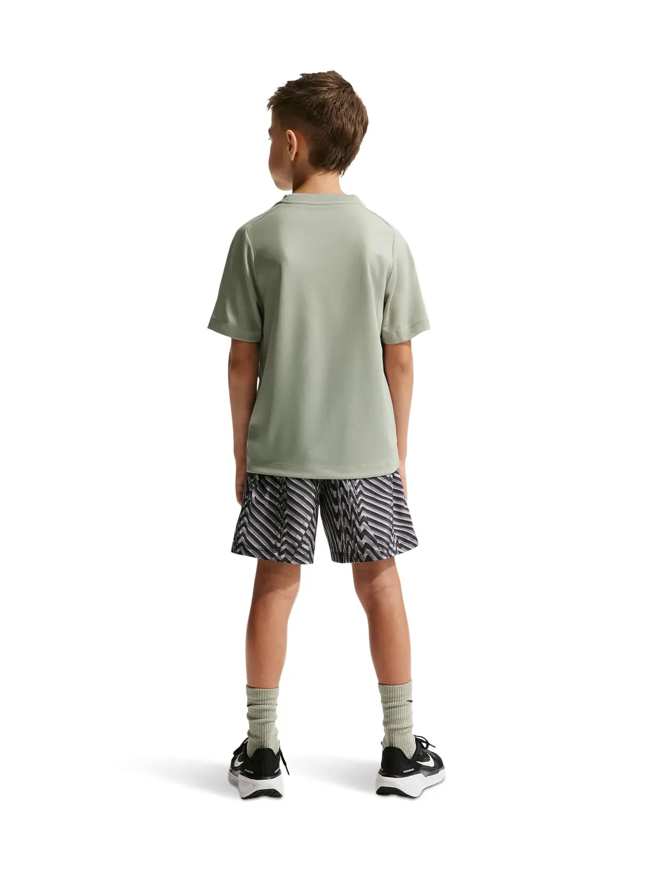 Футболка с коротким рукавом Multi Dri-FIT (для маленьких и больших детей) Nike Kids — изображение 2 из 5, белый