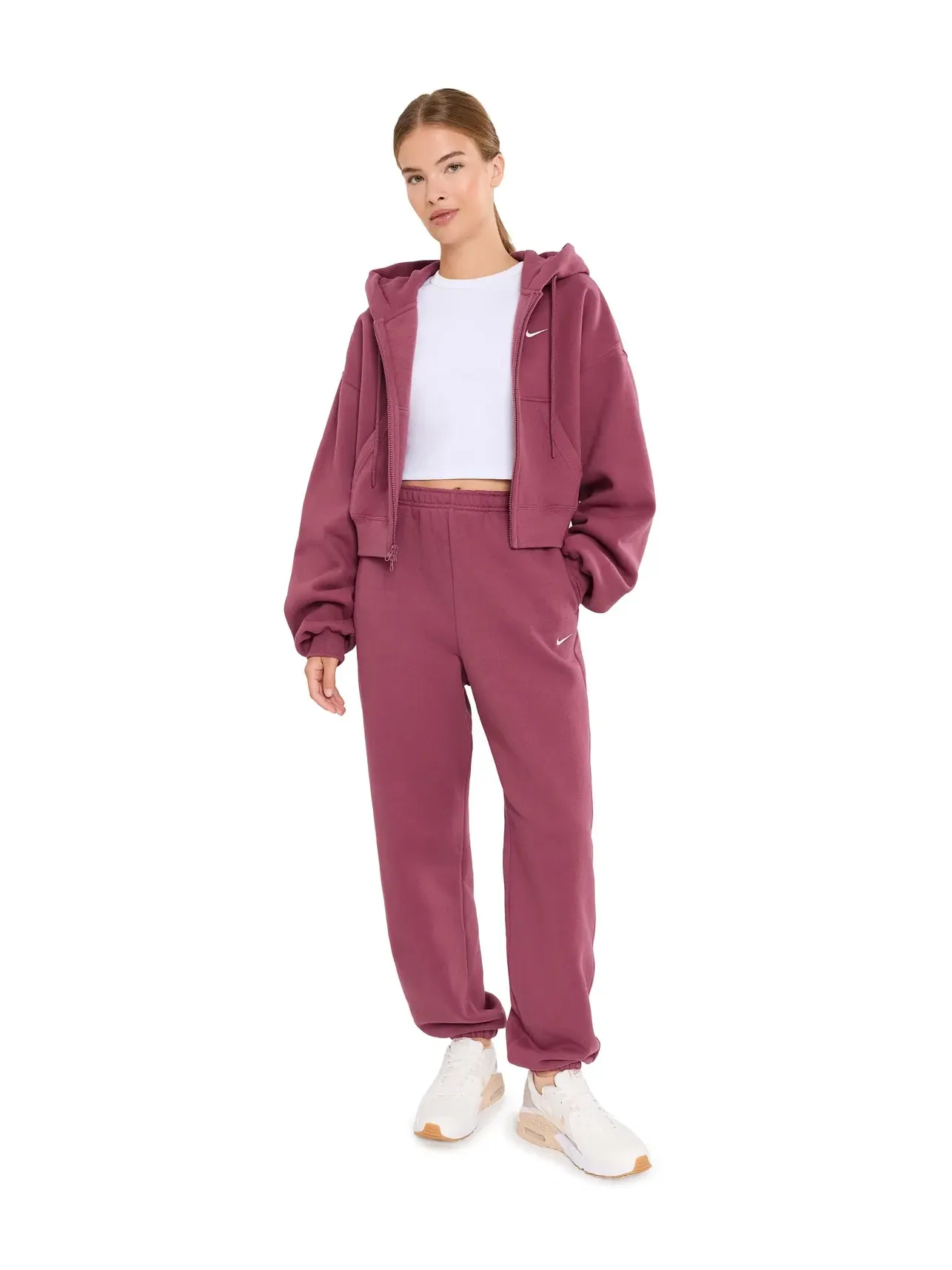 Брюки Studio Fleece средней плотности с высокой посадкой и свободными манжетами. Nike — изображение 2 из 5, розовый