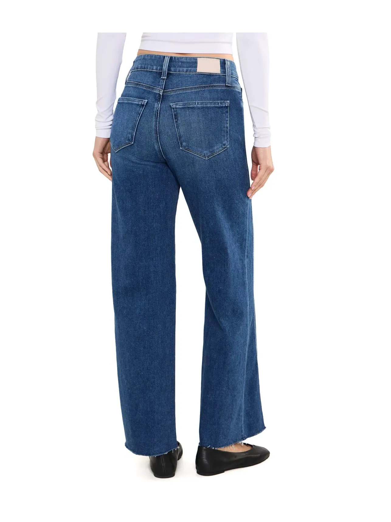 Джинсы 31" Anessa with Twisted Outseam Panel Raw Hem in Hollyhock Paige — изображение 4 из 5, эхопласт/маджента