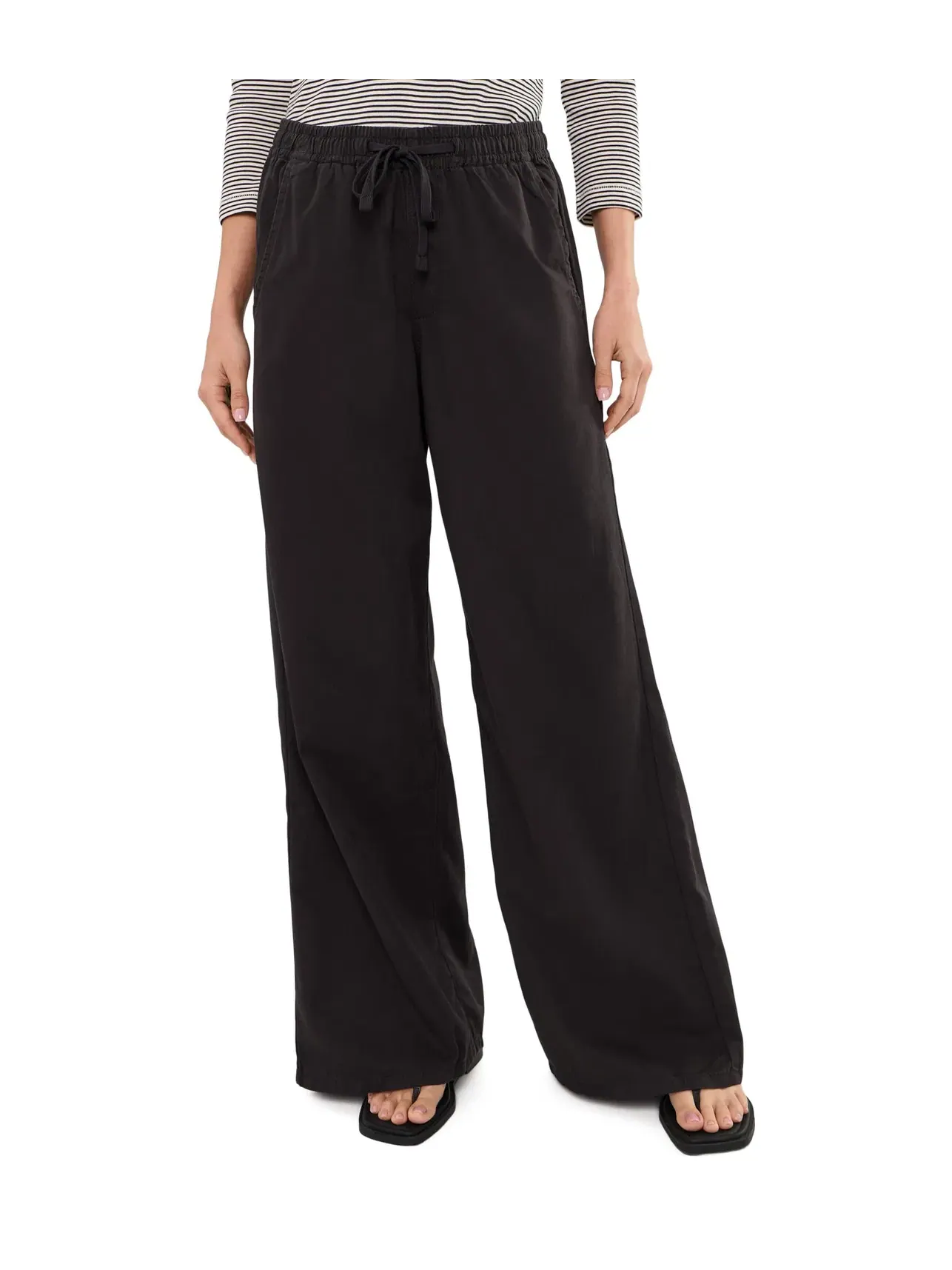 Брюки широкие Essential Wide Leg Levi'S Womens — изображение 1 из 5, серый