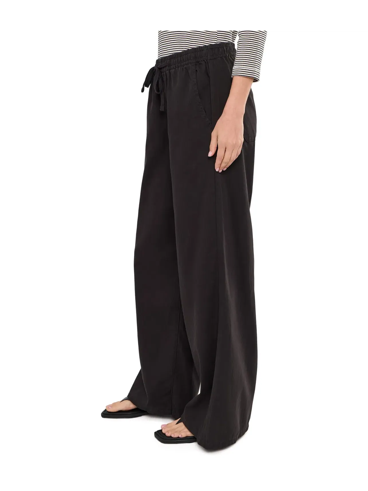 Брюки широкие Essential Wide Leg Levi'S Womens — изображение 3 из 5, серый