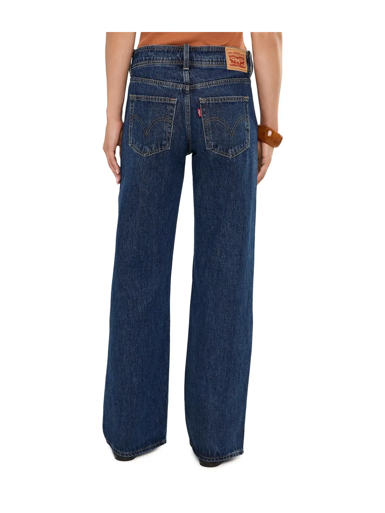 Джинсы свободные с низкой посадкой и ремнем Belted Superlow Loose Levi'S Womens — изображение 4 из 5, серебристый