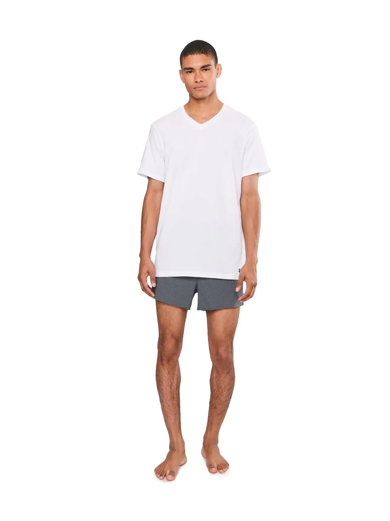 Футболка с V-образным вырезом из хлопка Droptemp Dry, 2 шт. Droptemp Dry Cotton V-Neck 2-Pack Saxx Underwear, белый