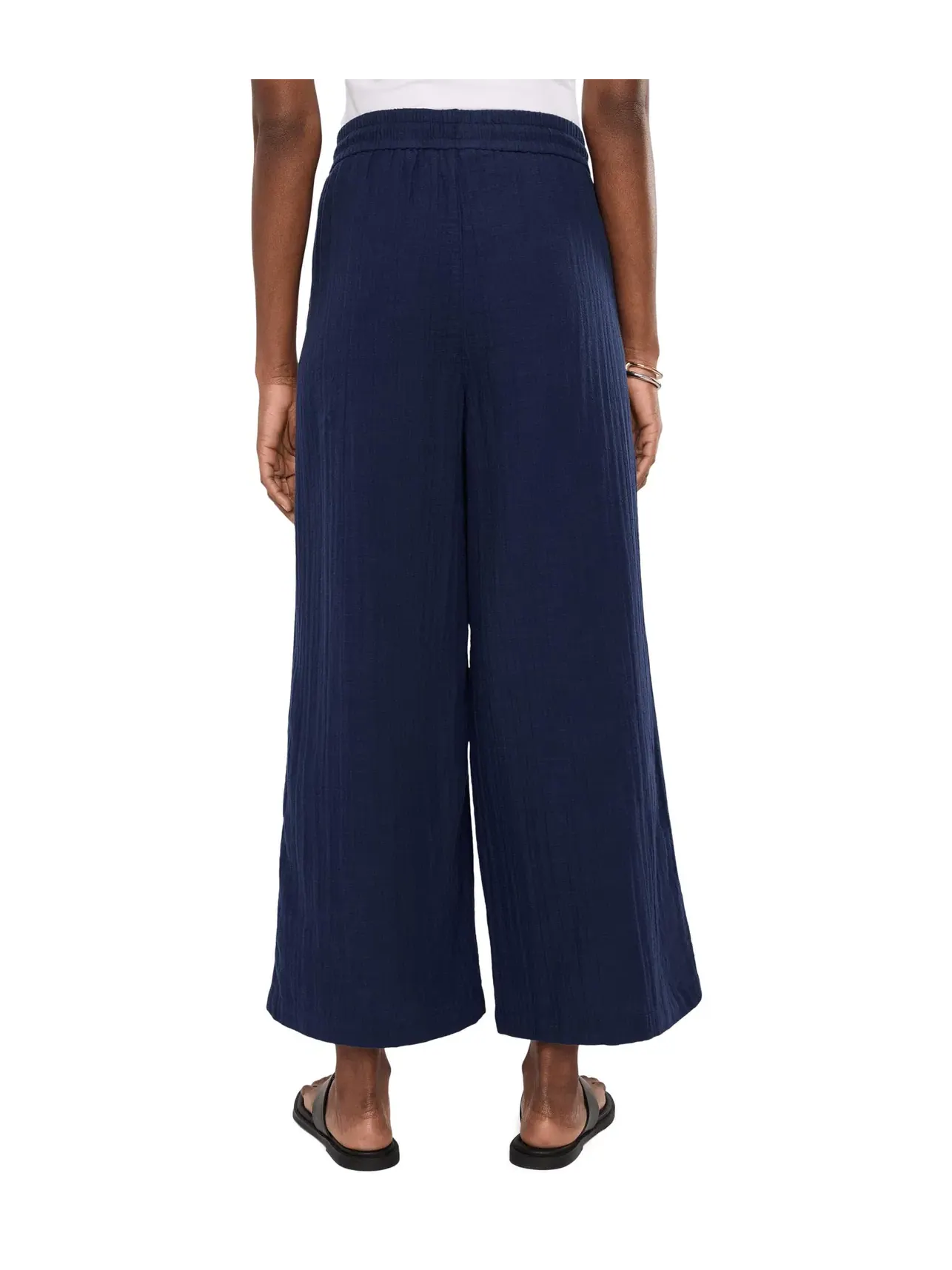 Брюки широкие-кроп из марли Gauze Hr Wide Leg Crop Tommy Bahama — изображение 4 из 5, берег