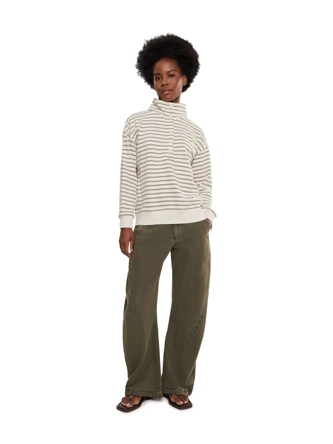 Толстовка с высоким воротом в полоску Marina Del Mar Stripe Mock Neck Tommy Bahama — изображение 2 из 5, кокос