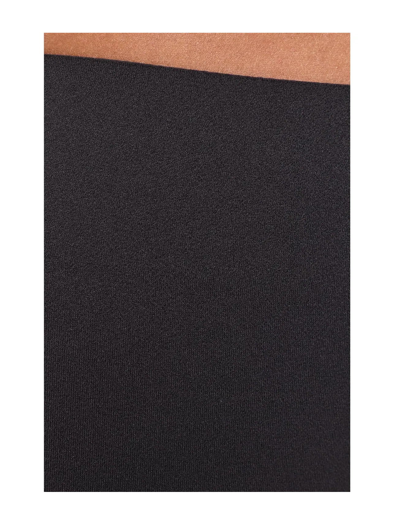 Утягивающие шорты до середины бедра Sleek Essentials Shaping Mid-Thigh Shorts Tc — изображение 4 из 4, черный