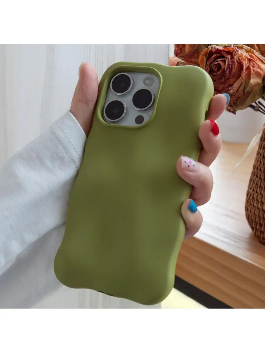 Защитный чехол с пузырчатой текстурой Matte Green Bubbles Auramma — изображение 2 из 5, зеленый