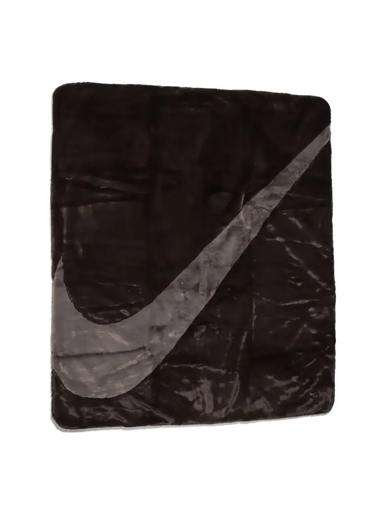 Плед из искусственного меха Nike Sportswear NSW