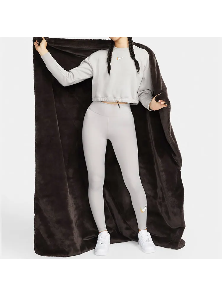 Плед из искусственного меха Nike Sportswear NSW — изображение 5 из 5, коричневый
