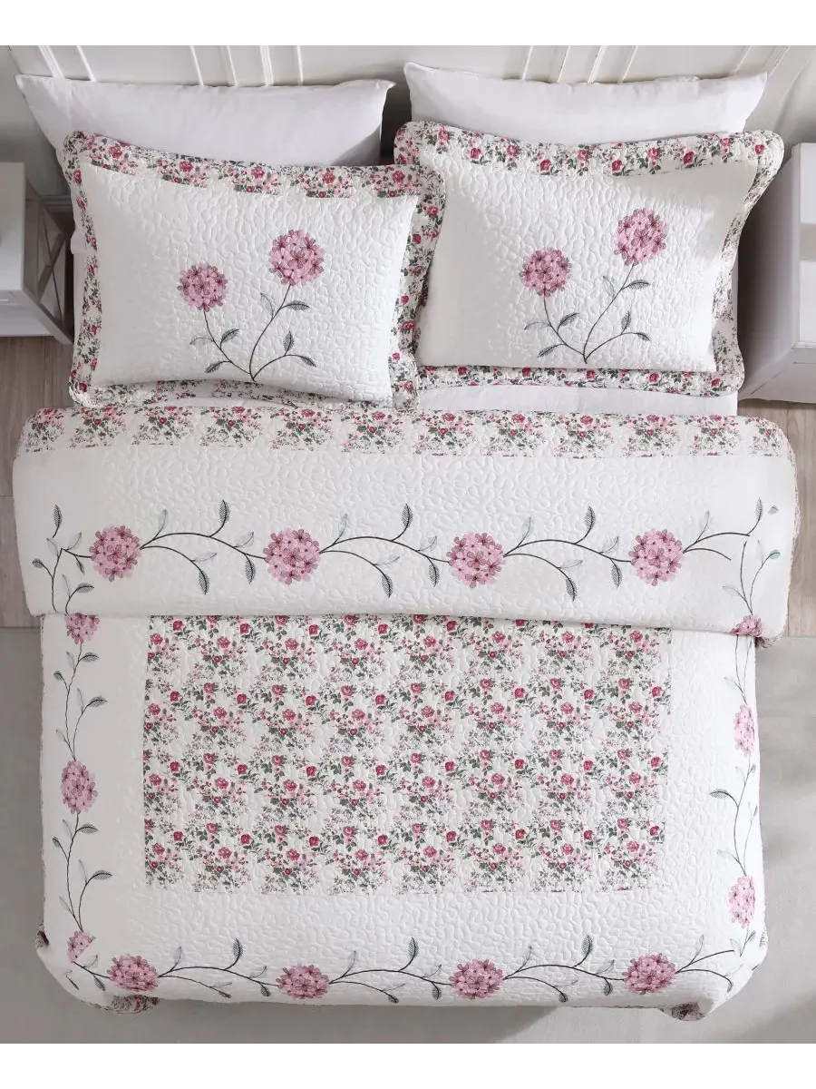 Покрывало с вышивкой гвоздики Carnation Embroidered, Queen Beatrice Home Fashions — изображение 2 из 3, розовый