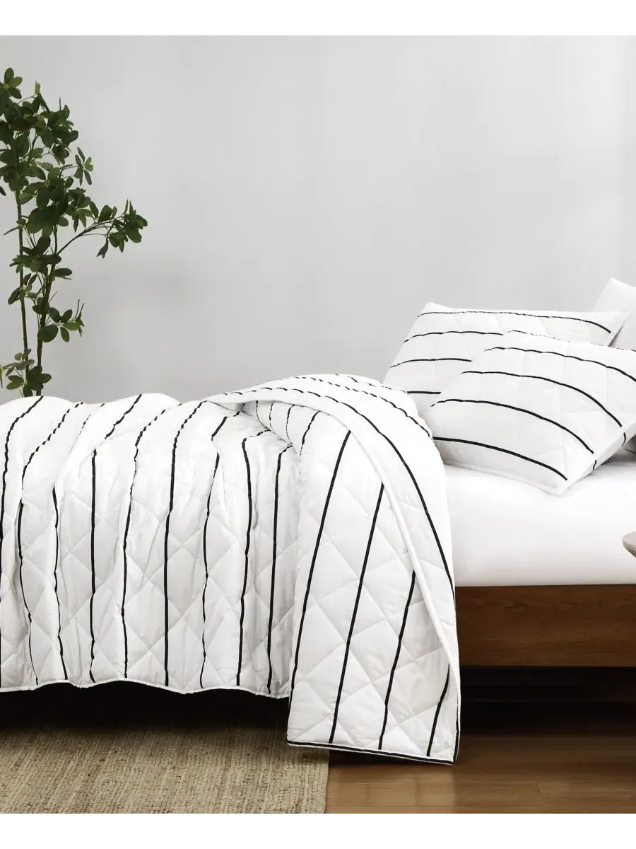Комплект стеганых одеял Hayward Stripe, 3 предмета, King Brooklyn Loom — изображение 2 из 6, белый черный