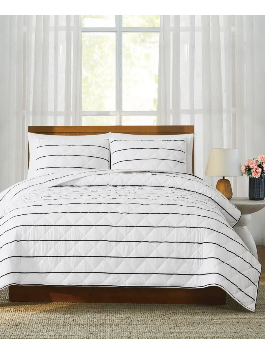 Комплект стеганых одеял Hayward Stripe, 3 предмета, King Brooklyn Loom — изображение 3 из 6, белый черный