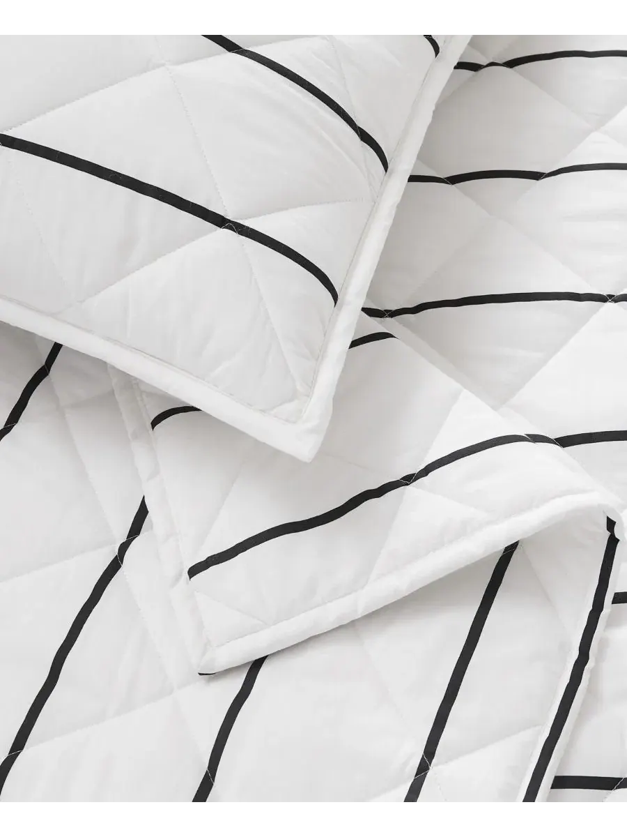 Комплект стеганых одеял Hayward Stripe, 3 предмета, King Brooklyn Loom — изображение 6 из 6, белый черный
