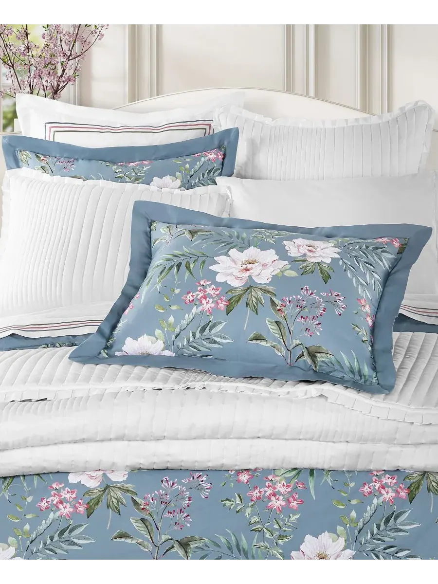 Наволочка-евро из сатина с вышивкой Savannah Cotton Sham J. Queen Cottage — изображение 3 из 3, белый