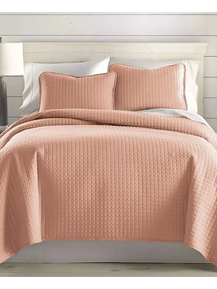 Большой однотонный комплект из трех предметов: стеганое одеяло и накидка Southshore Fine Linens