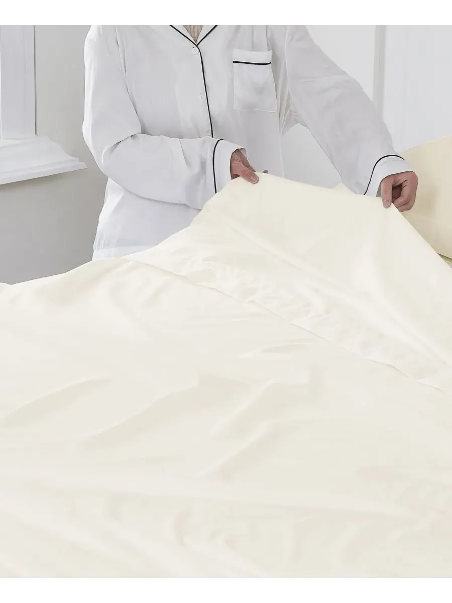 Простыня плоская из микрофибры Supreme Collection 1500 нитей, Full Sweet Home Collection — изображение 3 из 4, белый
