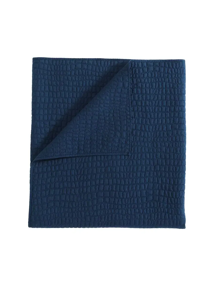 Комплект стеганого одеяла Croc Scale Cotton 3-пр., Full/Queen Lacoste Home — изображение 6 из 7, темно-синий