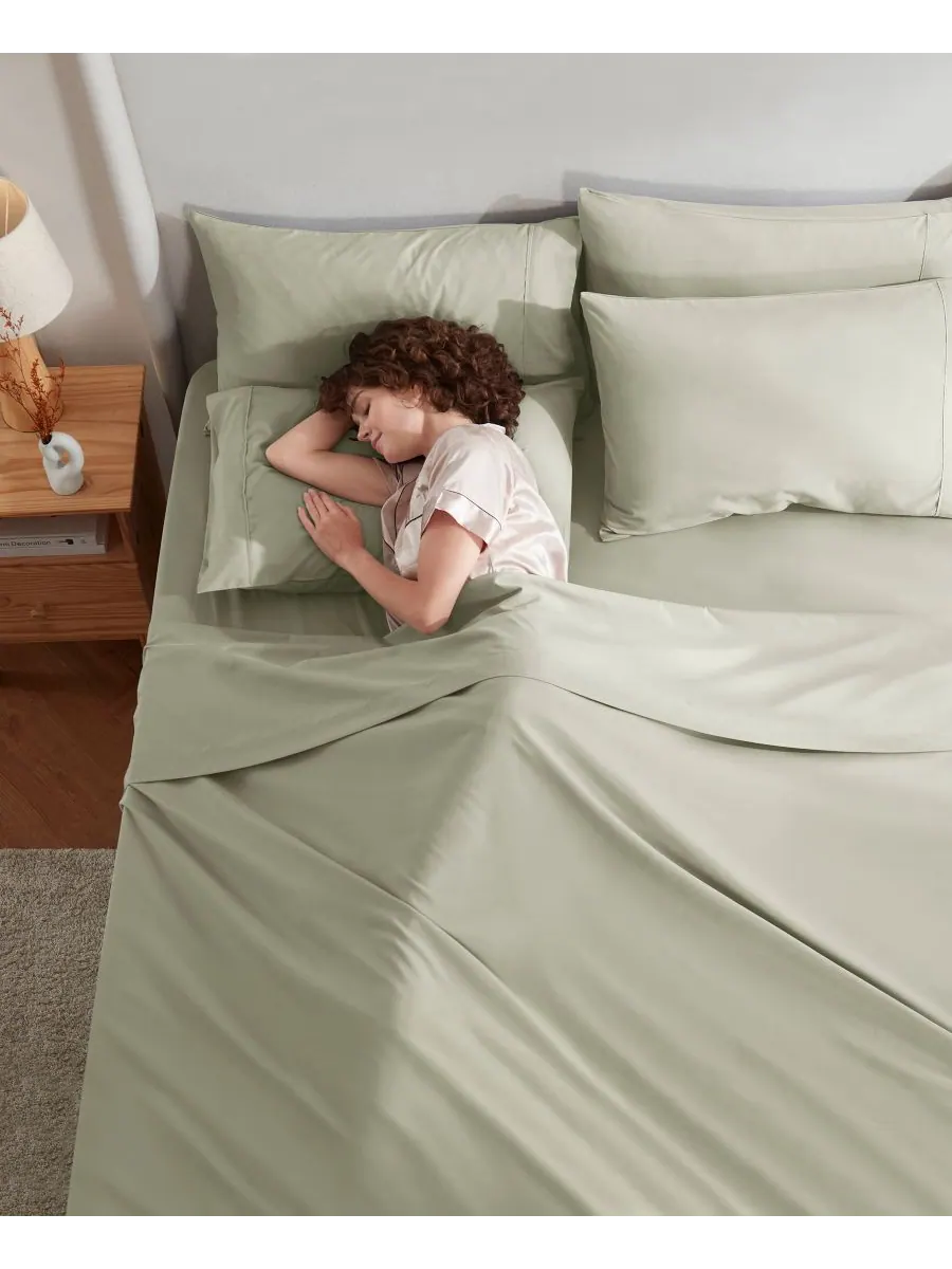 Комплект постельного белья из микрофибры с очень глубокими карманами, 6 предметов, размер Queen — изображение 6 из 10