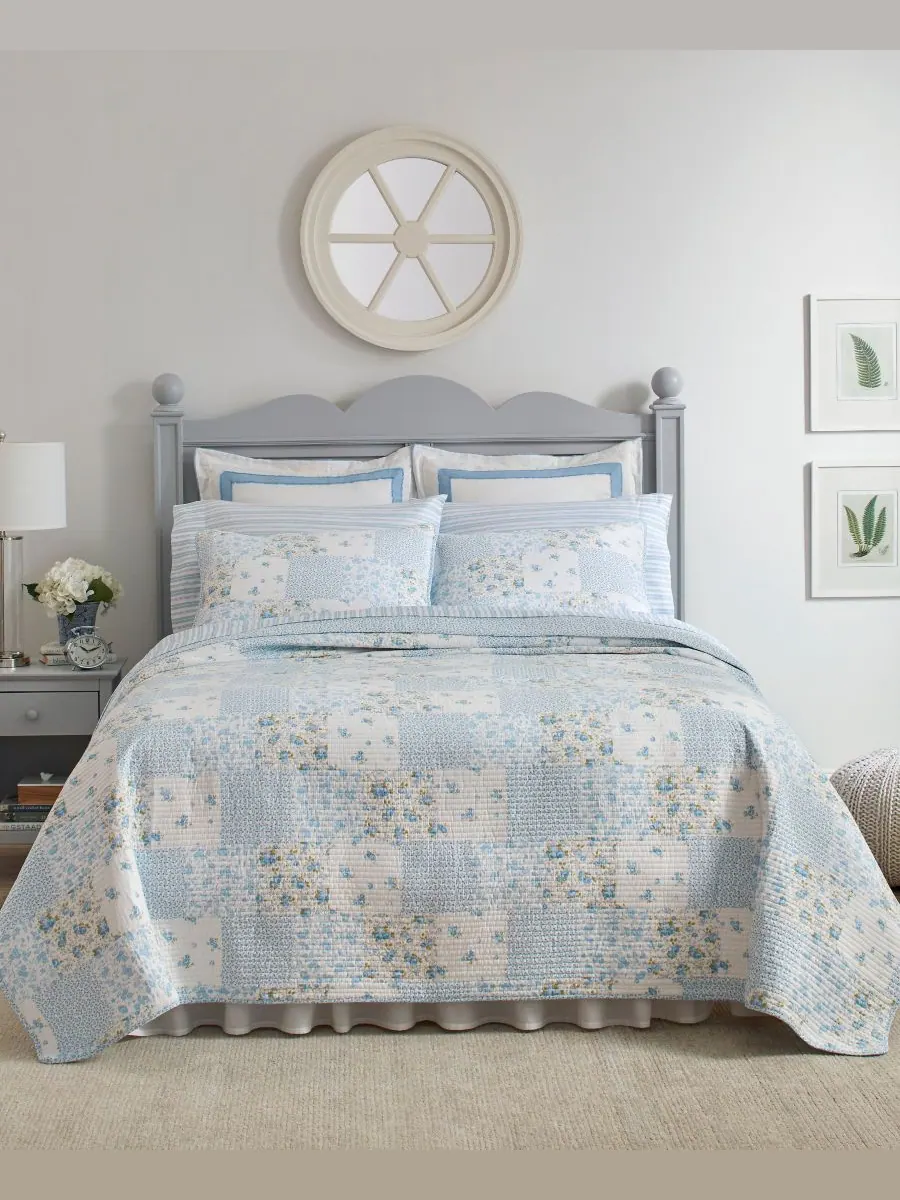 Комплект постельного белья Kenna Cotton, 3 предмета, двусторонний, размер King Laura Ashley — изображение 7 из 8, синий