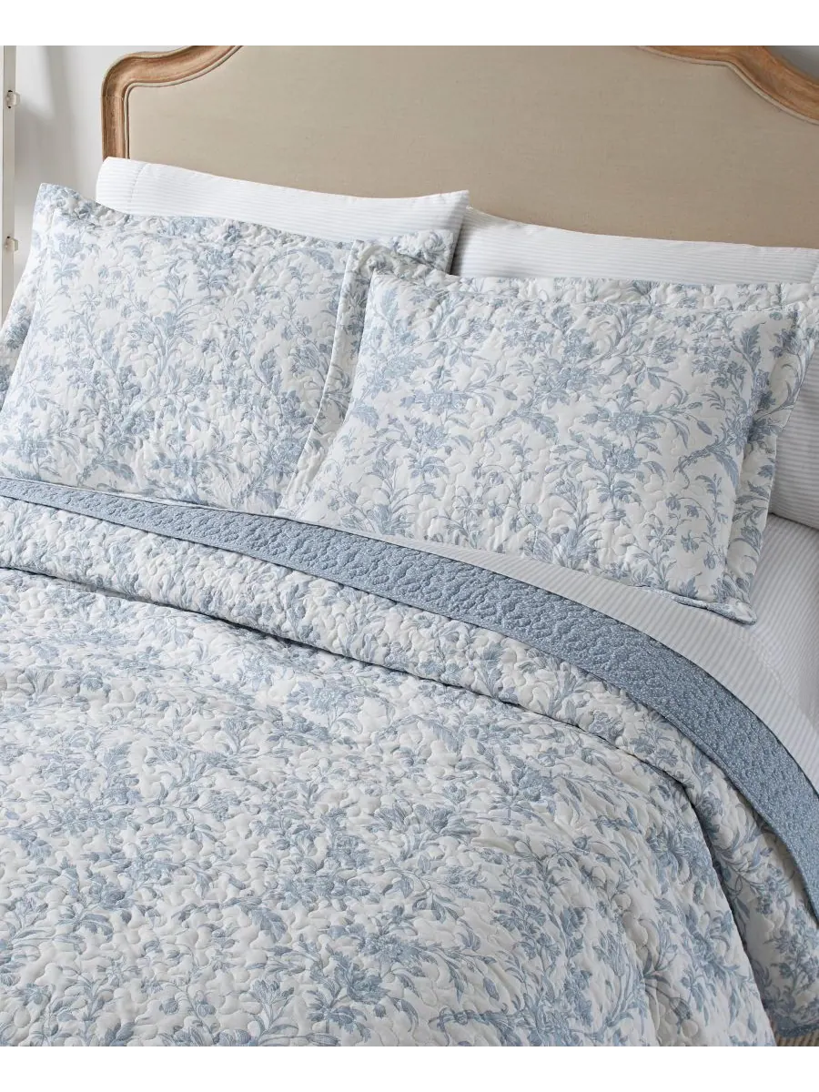 Двусторонний стеганый комплект из двух предметов из хлопка amberley, размер twin. Laura Ashley — изображение 7 из 9, синий