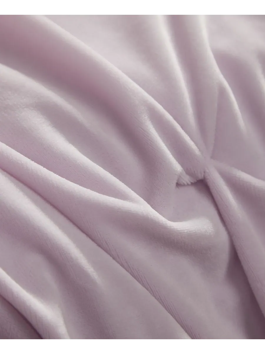 Комплект постельного белья Kiss Pleat Plush из 3 предметов, размер King Juicy Couture — изображение 4 из 6, фиолетовый