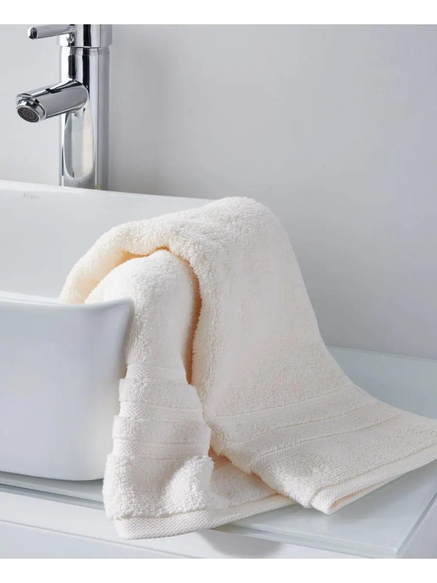 Высококачественное микрохлопковое полотенце для рук Ultimate MicroCotton, 40 см x 76 см, Hotel — изображение 2 из 3, белый