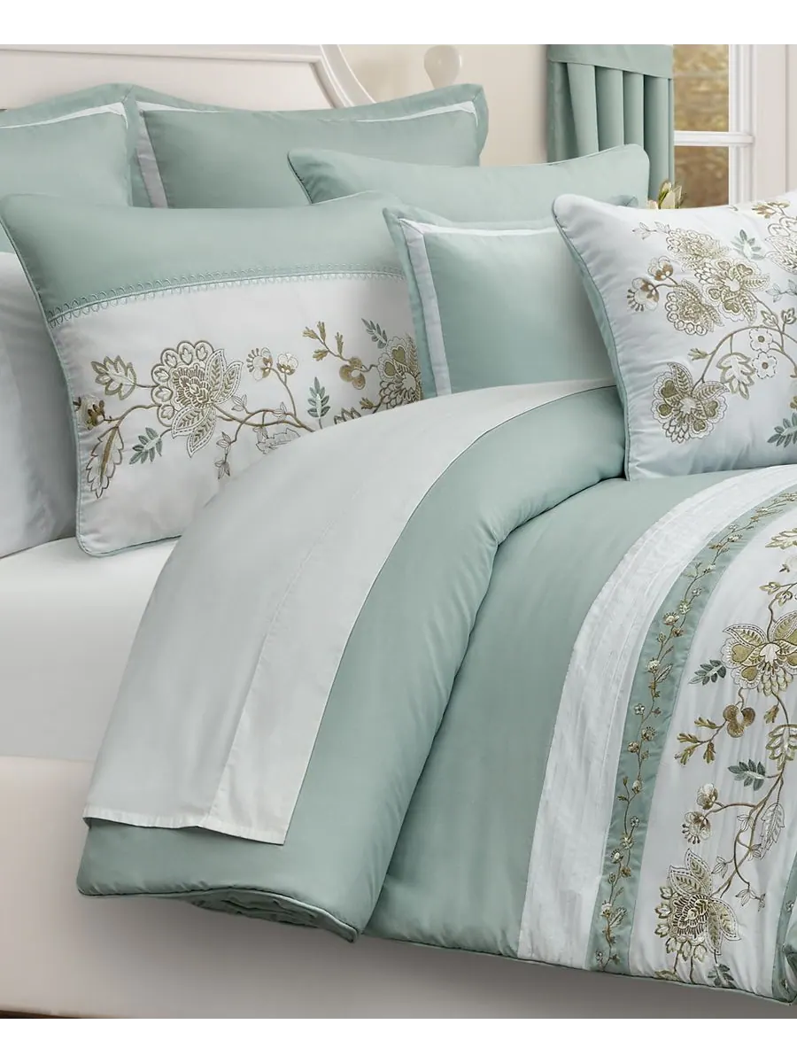 Комплект постельного белья Spring Social Floral из 3 предметов, размер King/California King Royal — изображение 2 из 5
