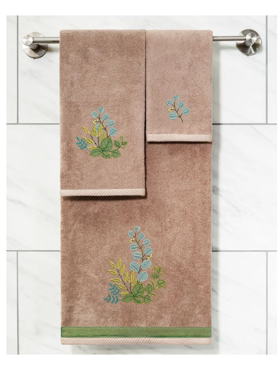 Набор из двух банных полотенец из турецкого хлопка с вышивкой Botanica Linum Home — изображение 3 из 4, какао